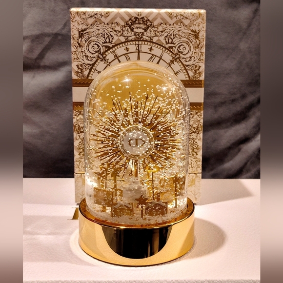 NIB CHRISTIAN DIOR 2024 SNOW GLOBE - Picture 6 of 14